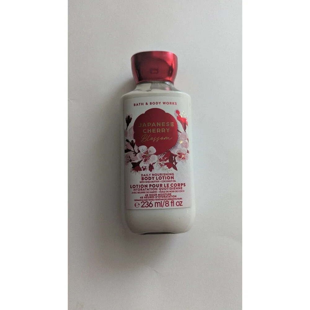 Bath & Body works Japanese cherry blossom body lotion 8fl oz